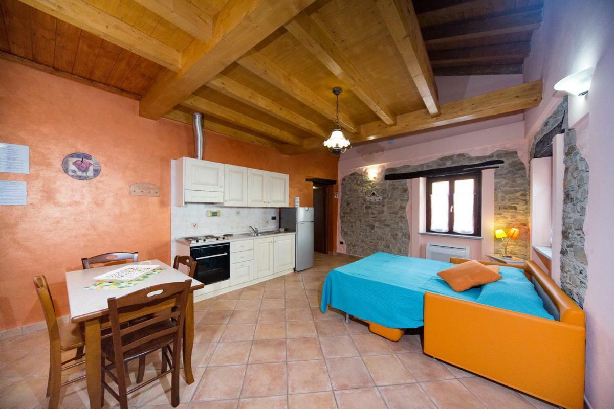 Il Nido Delle Rondini Villa Testico Exterior photo